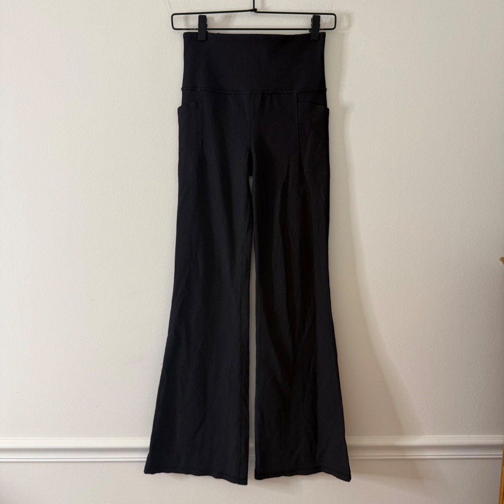 Athleta Salutation Stash Rib Flare Pants Black High Rise Yoga Leggings Small S